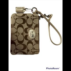 Authentic COACH wristlet